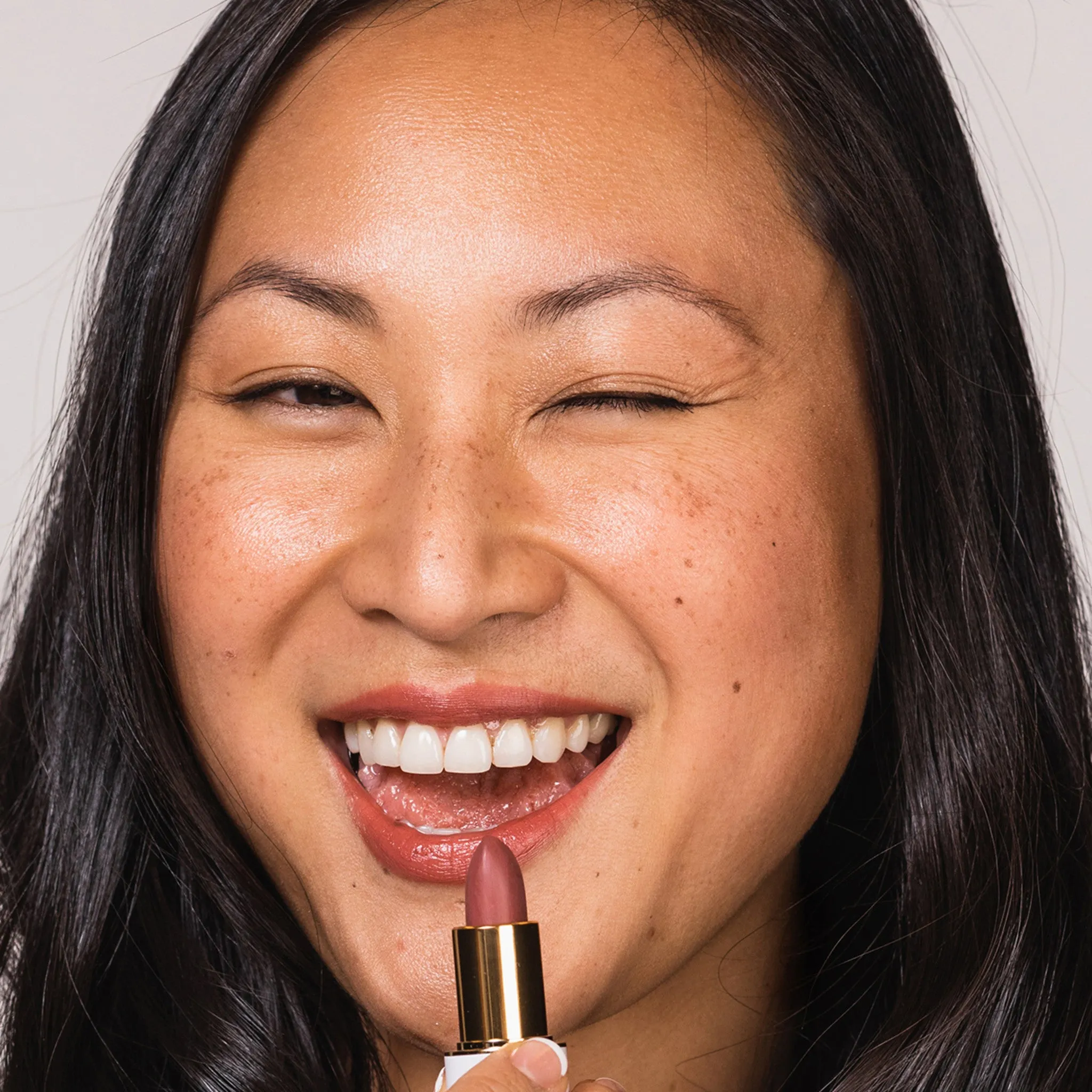 Full Bloom Sculpted Lipstick