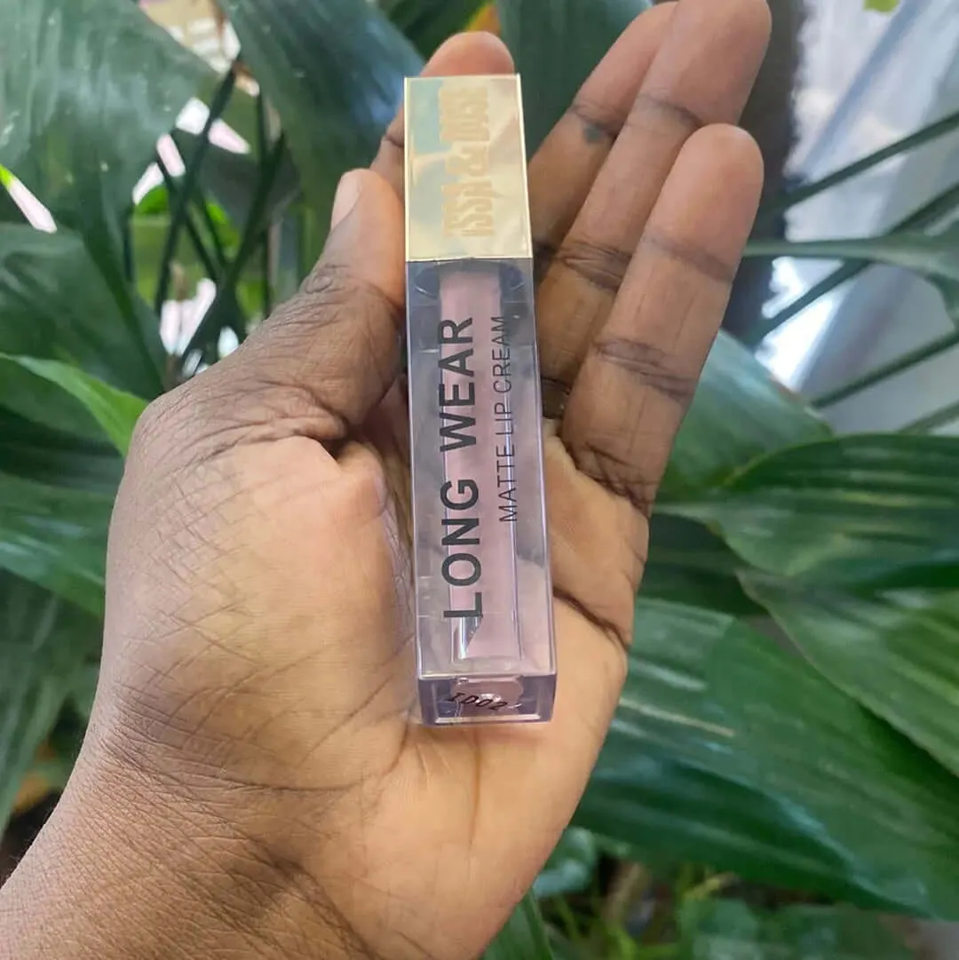 Issa & Dose Long Wear Matte Lip Cream