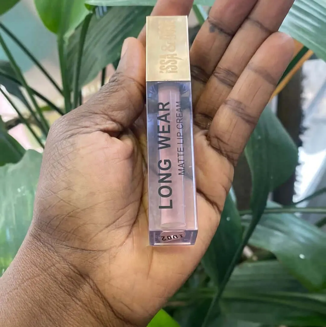 Issa & Dose Long Wear Matte Lip Cream