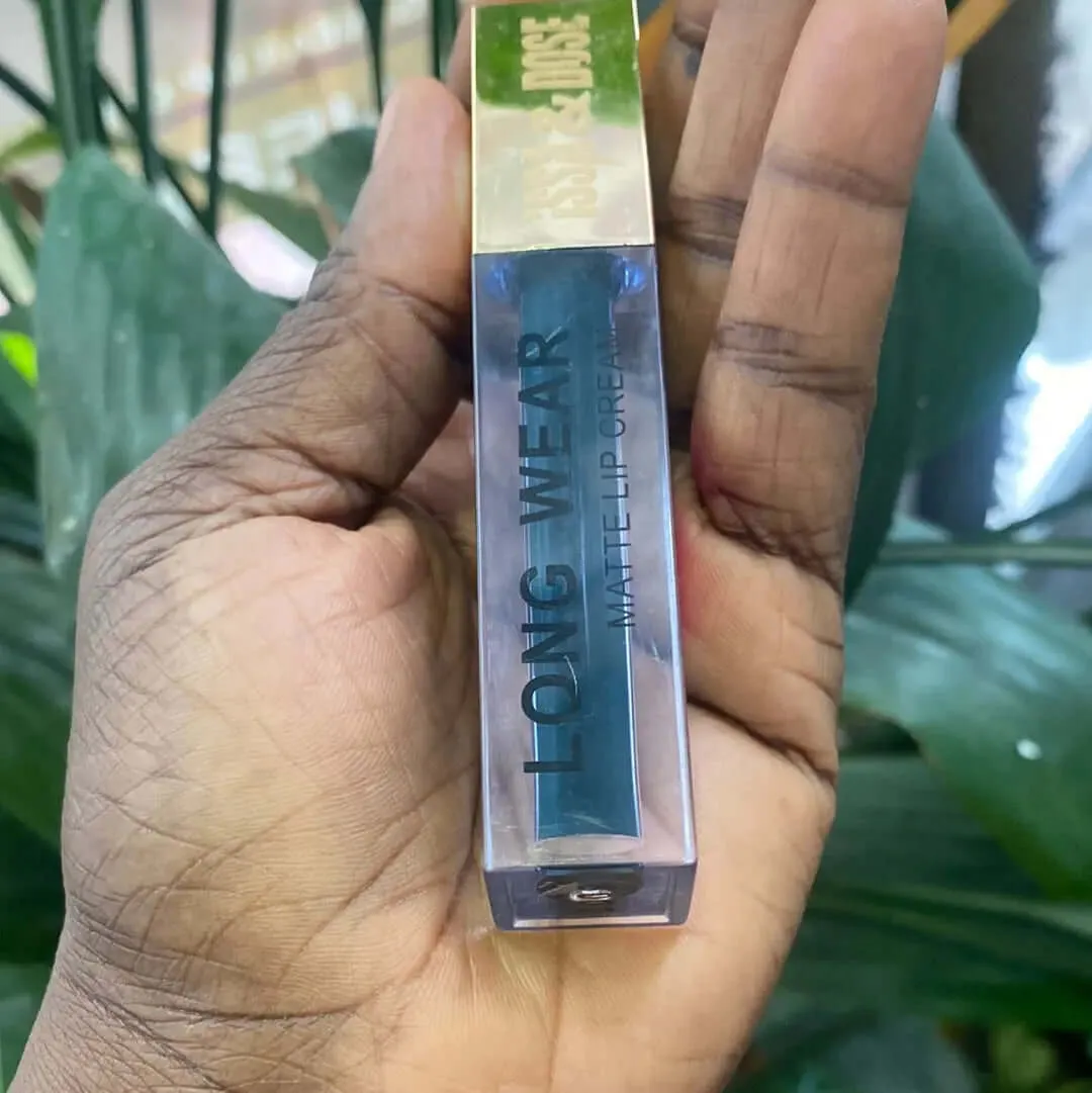 Issa & Dose Long Wear Matte Lip Cream